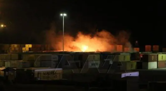 以色列袭击乌克兰 港口火灾