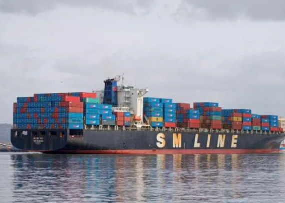 航行中断，航期延误！该集装箱船原计划1月底停靠青岛、宁波、上海港