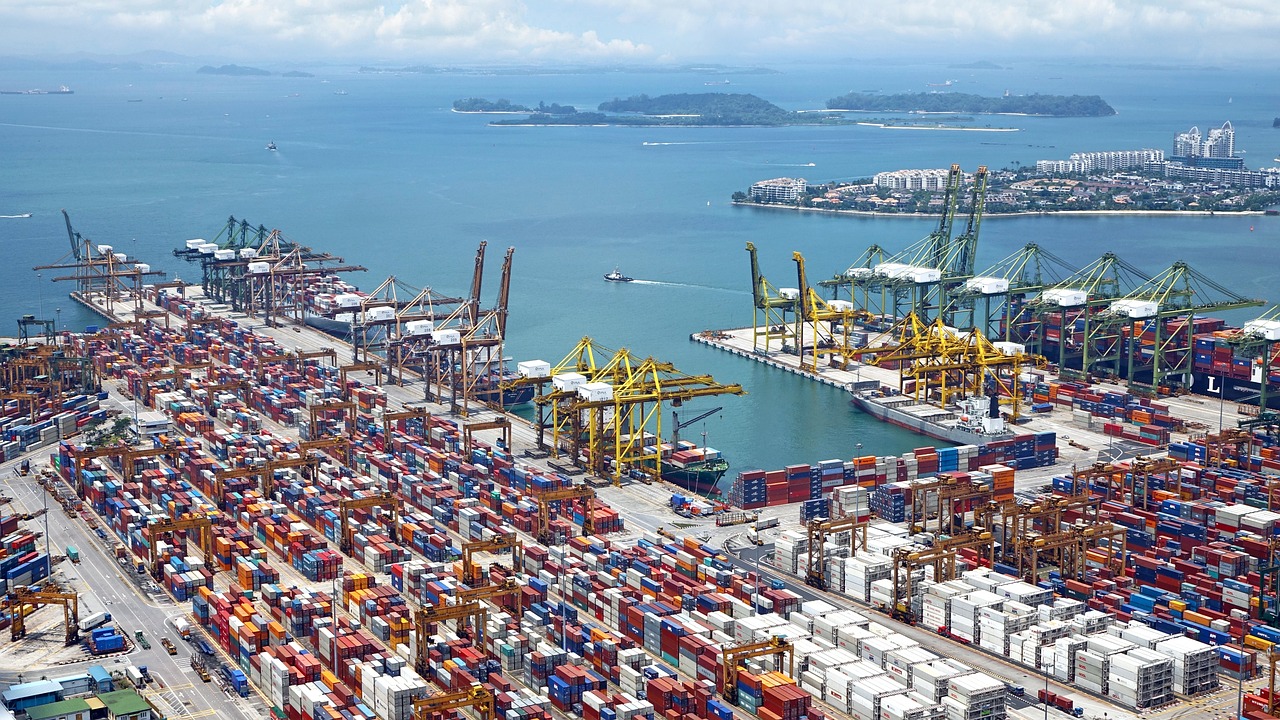 航运资讯 | 山东港口货物吞吐量稳居全球第一，利润总额首次突破百亿